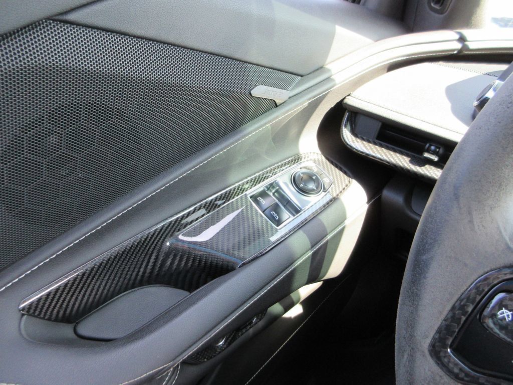 Used 2023 Chevrolet Corvette Stingray Coupe w/ Z51 Performance Package RWD image 23