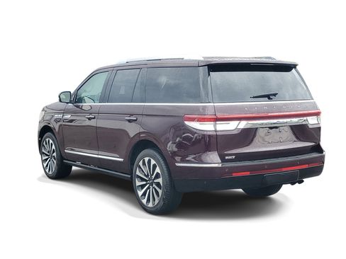 Used 2023 Lincoln Navigator Reserve AWD/4WD image 4