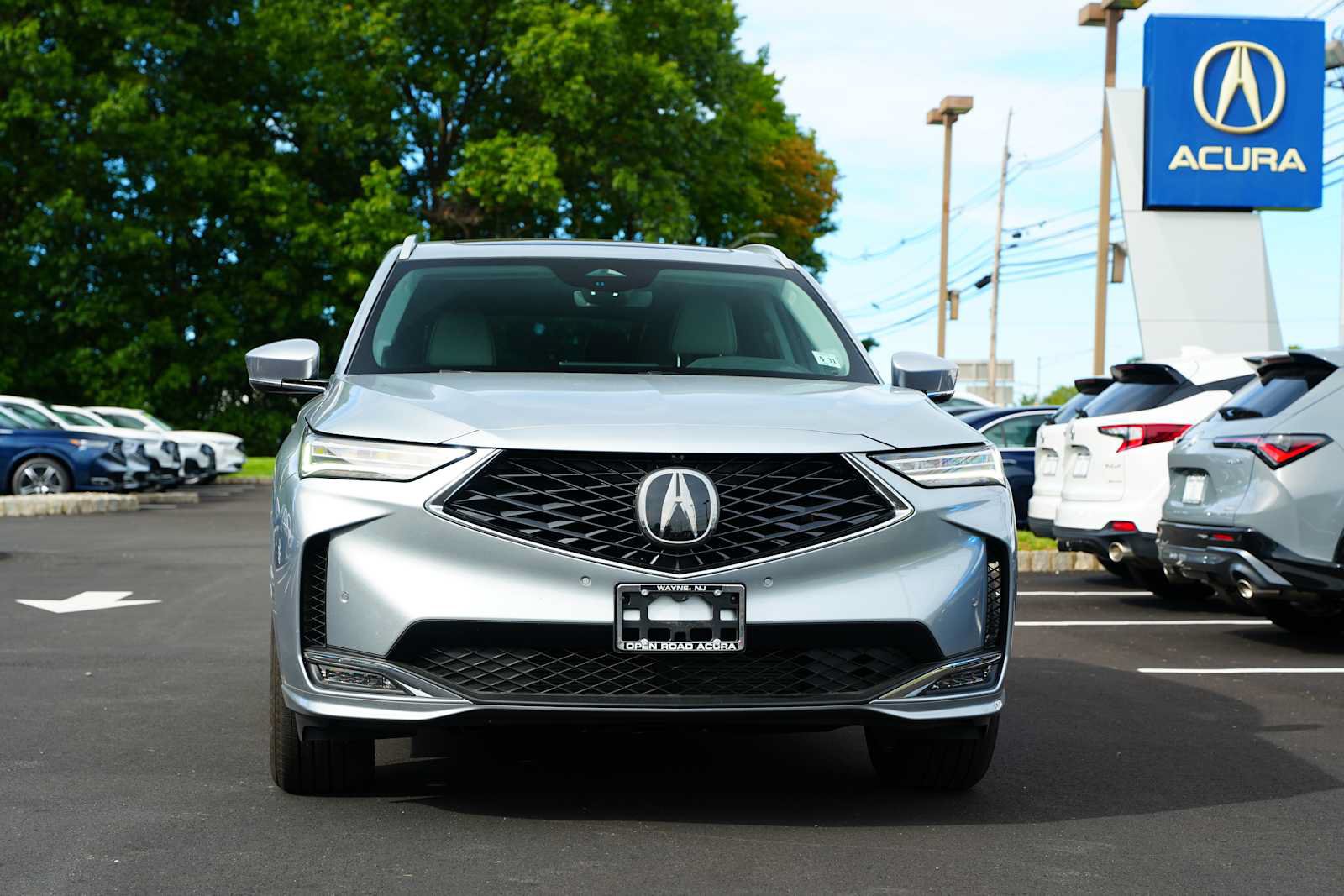 Certified 2026 Acura MDX w/ Advance Package AWD/4WD image 2