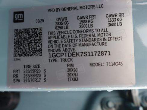 Used 2025 Chevrolet Colorado Z71 w/ Z71 Convenience Package 2 AWD/4WD image 43