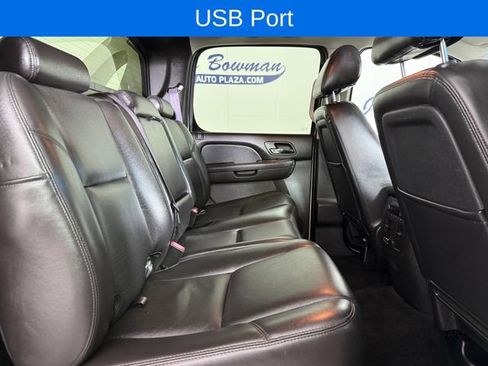 Used 2012 Chevrolet Avalanche LTZ AWD/4WD image 19
