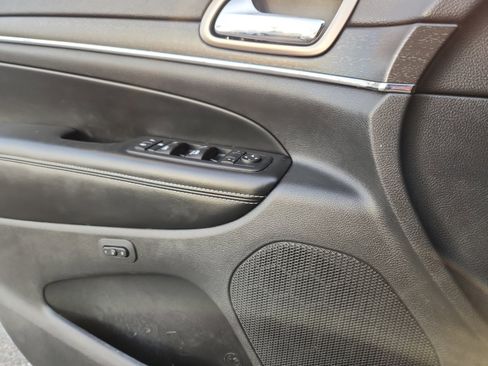 Used 2016 Jeep Grand Cherokee Limited w/ Trailer Tow Group IV image 14