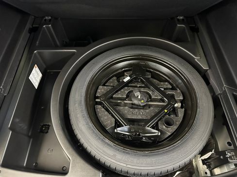 Certified 2024 Chevrolet Blazer LT w/ LPO, Floor Liner Package image 26