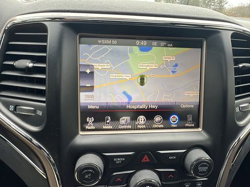 Used 2015 Jeep Grand Cherokee Limited w/ Trailer Tow Group IV image 33