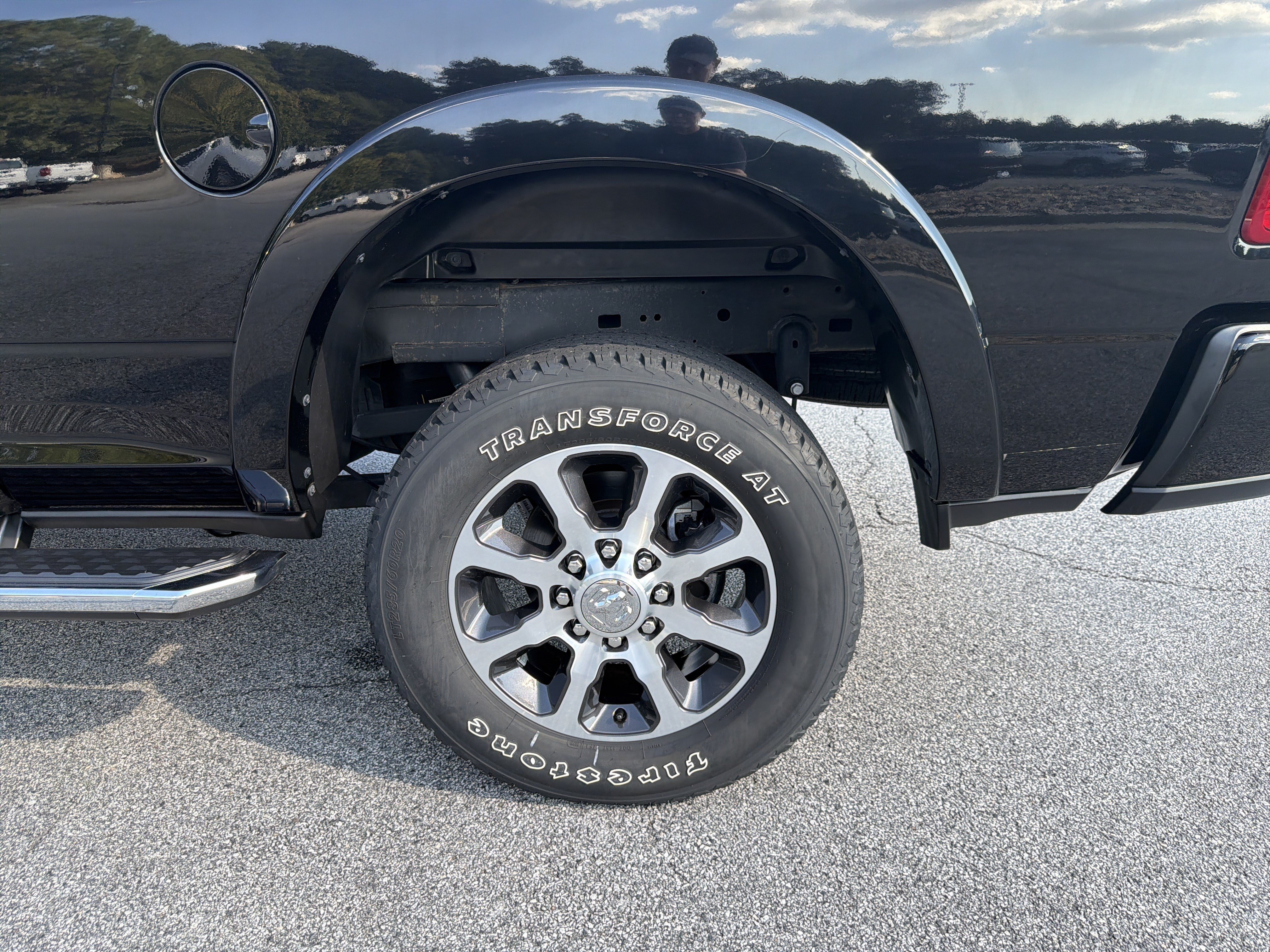 Used 2023 RAM 2500 Limited AWD/4WD image 23