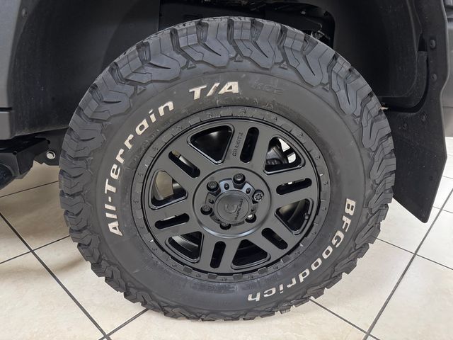 Used 2025 INEOS Grenadier Station Wagon AWD/4WD image 18