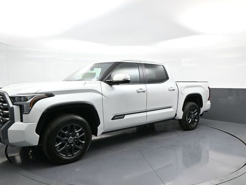 New 2024 Toyota Tundra Platinum image 10