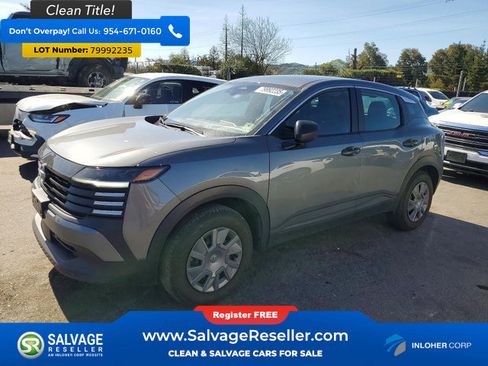 Used 2025 Nissan Kicks S image 1