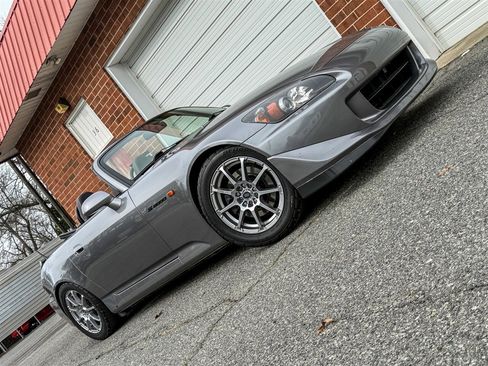 Used 2008 Honda S2000 image 30