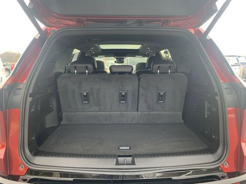 Used 2025 Chevrolet Traverse High Country w/ LPO, Floor Liner Package image 21