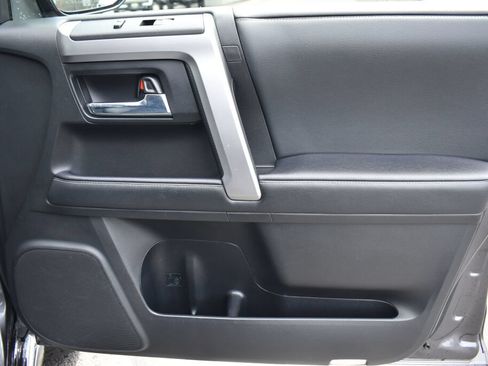 Certified 2020 Toyota 4Runner Limited AWD/4WD image 24