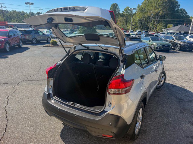 Used 2020 Nissan Kicks S FWD image 16