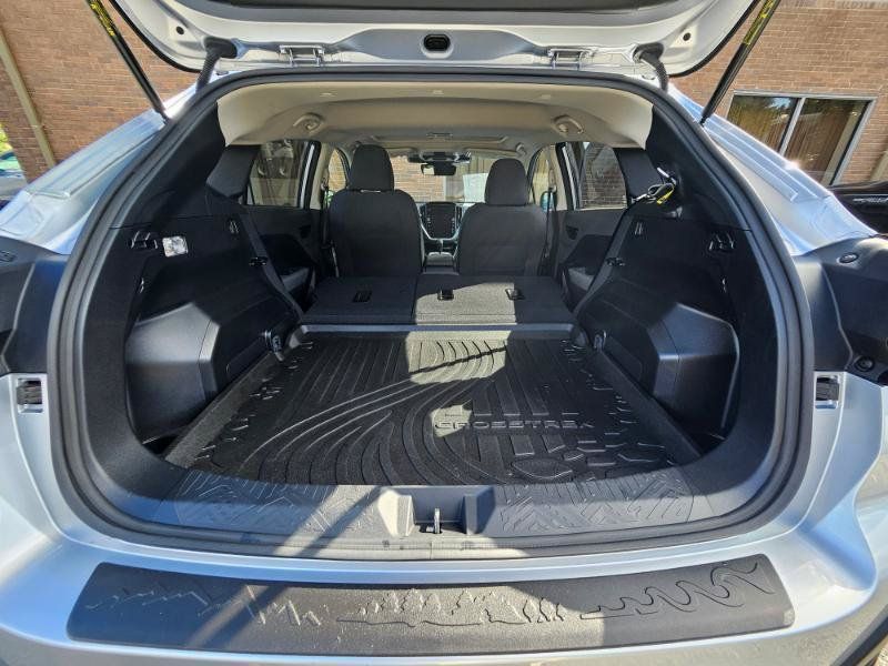 Used 2025 Subaru Crosstrek 2.5i Premium AWD/4WD image 81