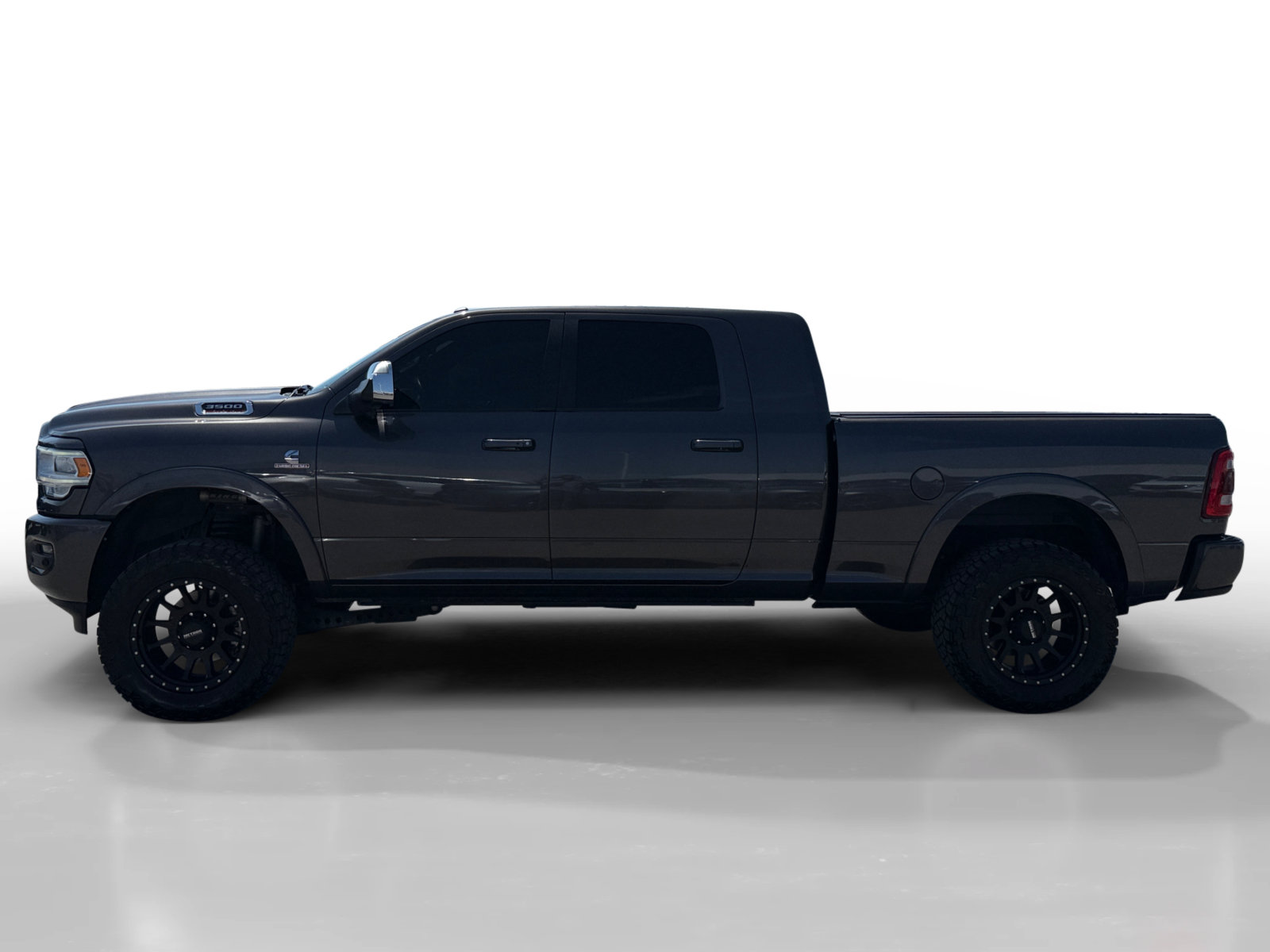 Used 2019 RAM 3500 Laramie AWD/4WD image 2