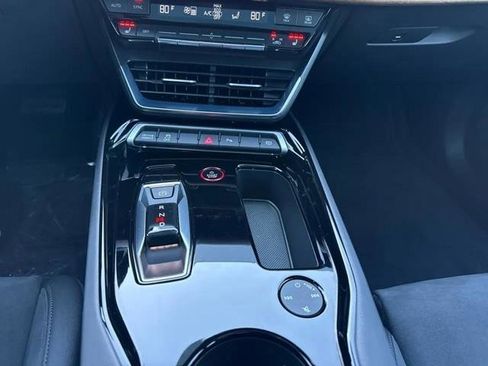 Used 2023 Audi e-tron GT Premium Plus image 51