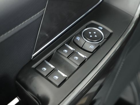 Used 2021 Ford F150 XLT w/ Equipment Group 302A High image 10