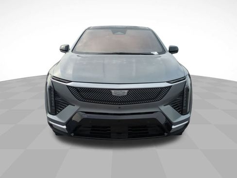 New 2026 Cadillac Optiq Luxury 1 image 2