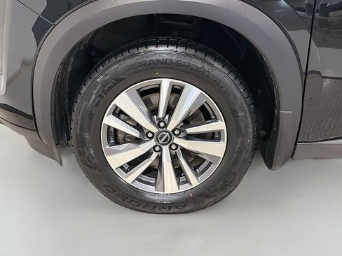 Used 2024 Nissan Pathfinder SL w/ Cargo Package AWD/4WD image 35