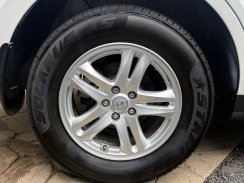Used 2011 Hyundai Santa Fe GLS FWD image 39