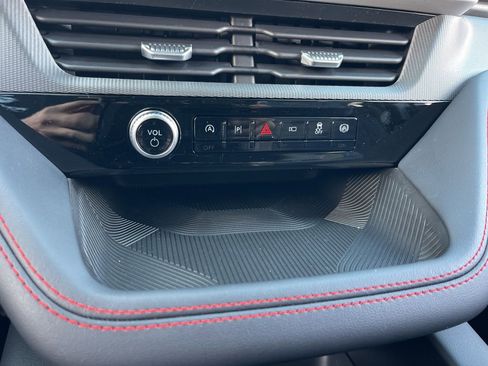 New 2026 Ford Explorer ST-Line w/ ST-Line Street Pack image 10