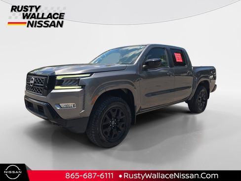 Certified 2023 Nissan Frontier SV w/ Midnight Edition Package AWD/4WD image 1