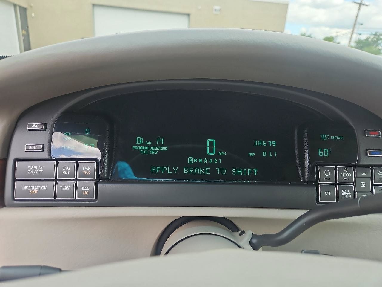 Used 1998 Cadillac De Ville FWD image 21