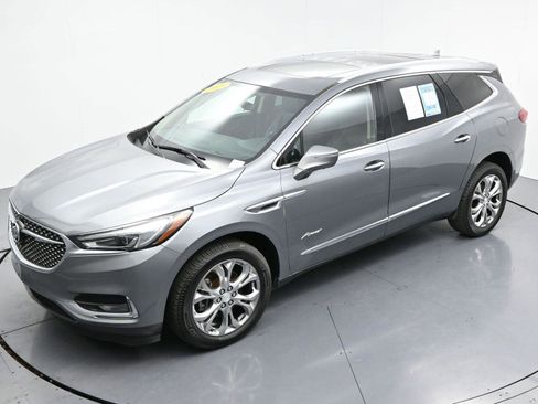 Used 2019 Buick Enclave Avenir w/ Avenir Technology Package image 47