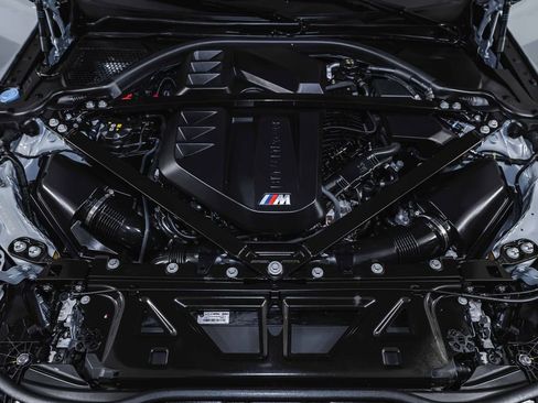 Used 2023 BMW M4 Coupe w/ Executive Package image 40