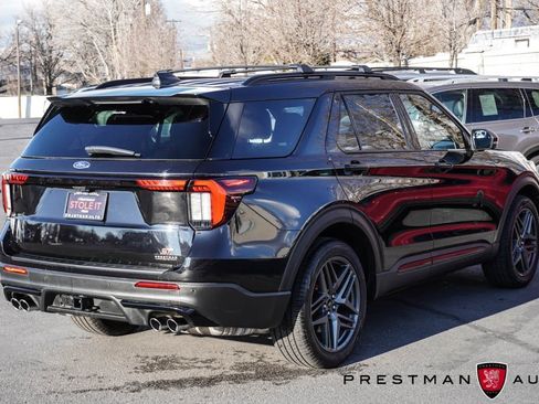 Used 2025 Ford Explorer ST image 24
