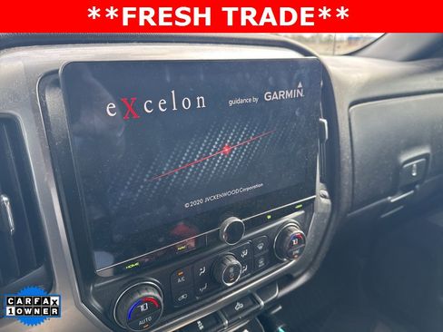 Used 2016 Chevrolet Silverado 1500 LT w/ Texas Edition image 6