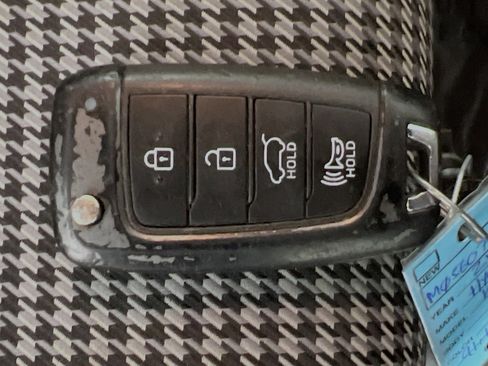 Used 2021 Hyundai Kona SE image 34