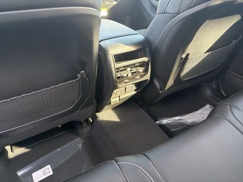 New 2026 Jeep Grand Cherokee Altitude image 7