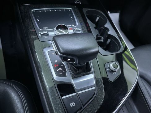 Used 2018 Audi Q7 3.0T Premium image 25