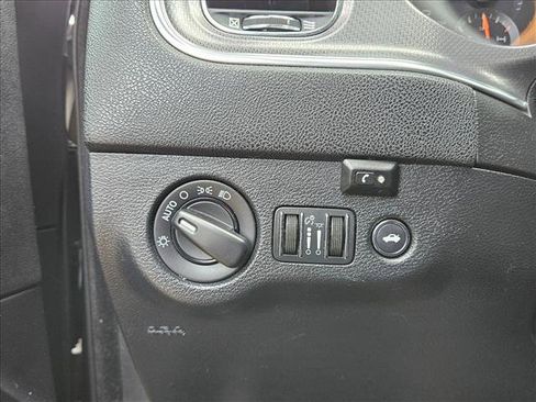 Used 2014 Dodge Charger SE w/ Sport Appearance Group RWD image 24