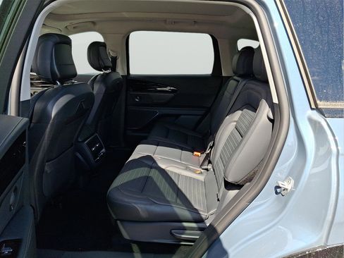 New 2026 Lincoln Nautilus Reserve w/ Jet Appearance Package image 7