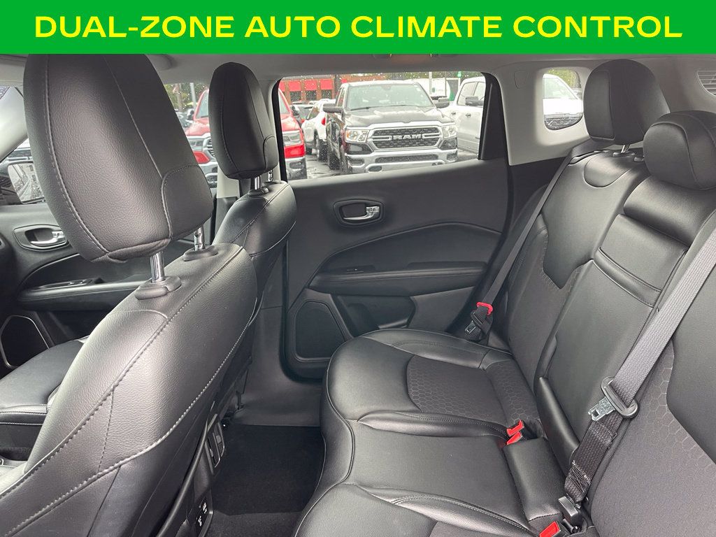 Used 2019 Jeep Compass Latitude AWD/4WD image 13