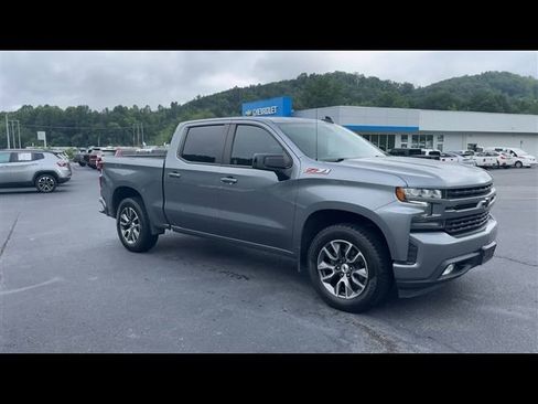 Certified 2021 Chevrolet Silverado 1500 RST image 2