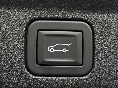 Used 2025 Cadillac Escalade IQ Luxury 2 image 57