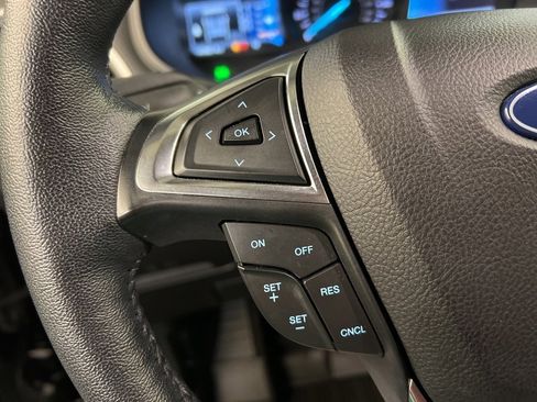 Certified 2022 Ford Edge SEL w/ Convenience Package image 18