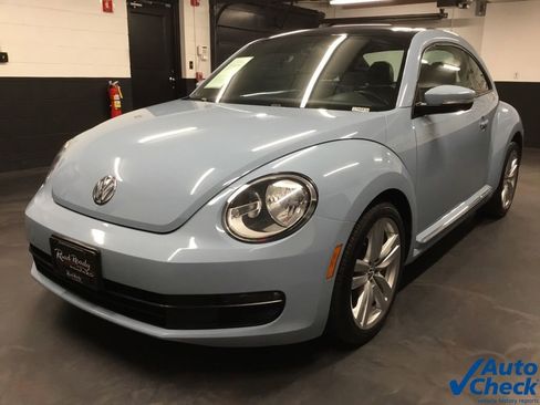 Used 2012 Volkswagen Beetle 2.5 FWD image 5