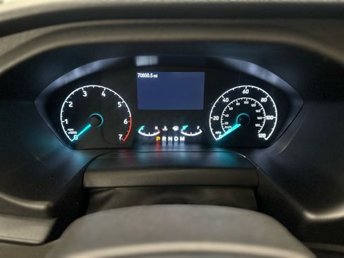 Used 2023 Ford Transit 350 XLT image 19