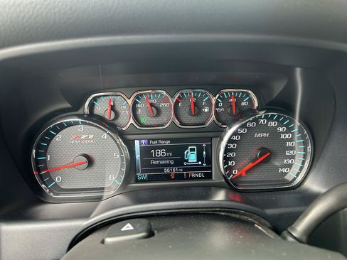 Used 2018 Chevrolet Silverado 1500 LT w/ All Star Edition AWD/4WD image 11