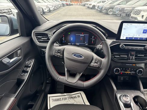 Used 2025 Ford Escape ST-Line Elite image 19