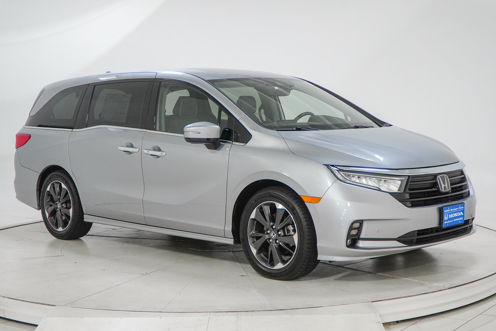 Used 2024 Honda Odyssey Elite image 16