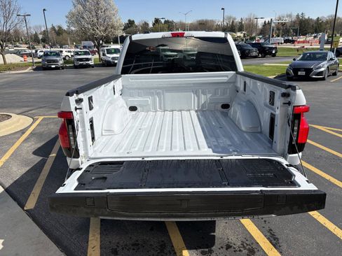 New 2025 Ford F150 Lightning Flash AWD/4WD image 7