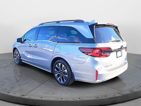 New 2026 Honda Odyssey Elite image 4