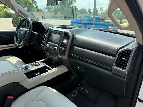 Used 2020 Ford Expedition Platinum image 59