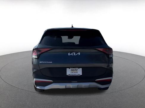 Used 2023 Kia Sportage LX image 11