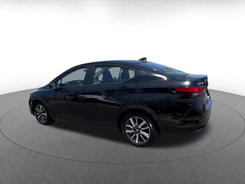 Used 2025 Nissan Versa SV FWD image 10