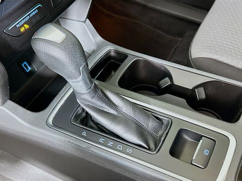 Used 2017 Ford Escape SE image 23